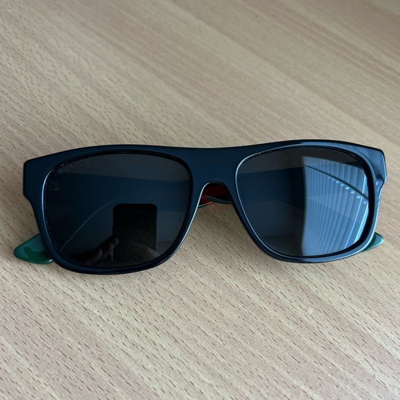 Gucci Men’s Polarized sunglasses GG0341S - Picture 9 of 16